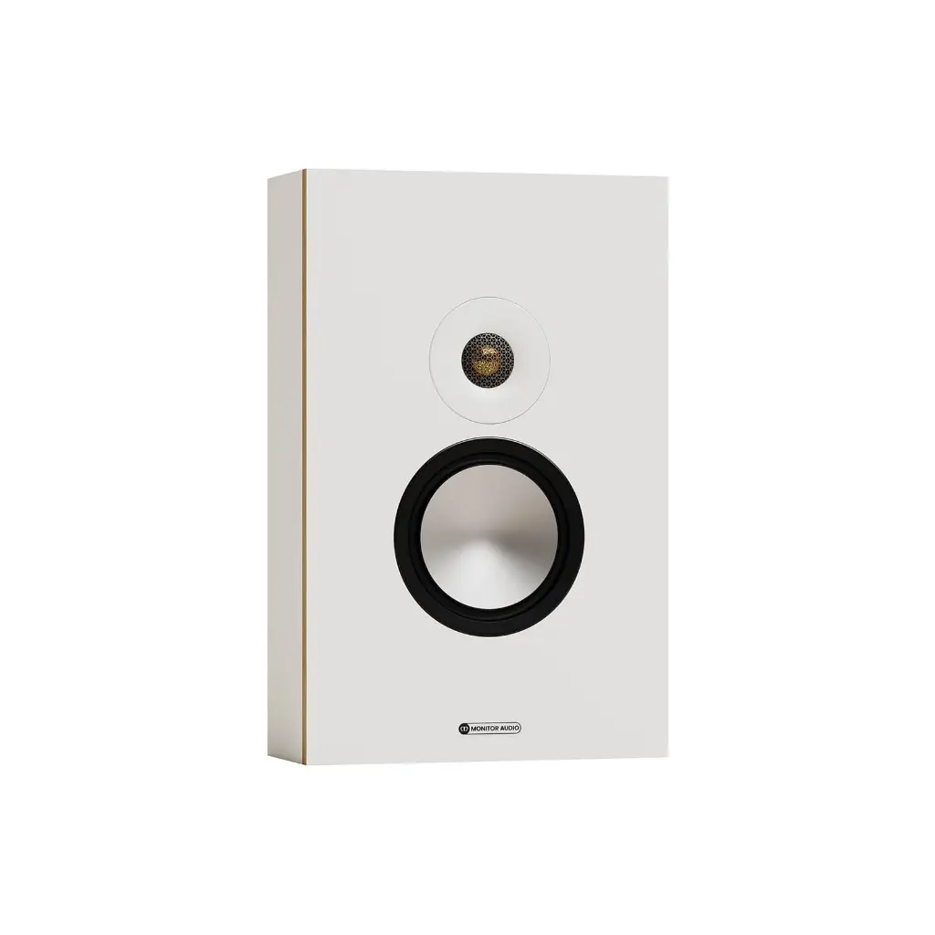 ma_bronze_7g_on-wall_pack_iso_white.webp