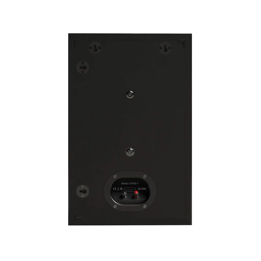 ma_bronze_7g_on-wall_pack_back_black.webp