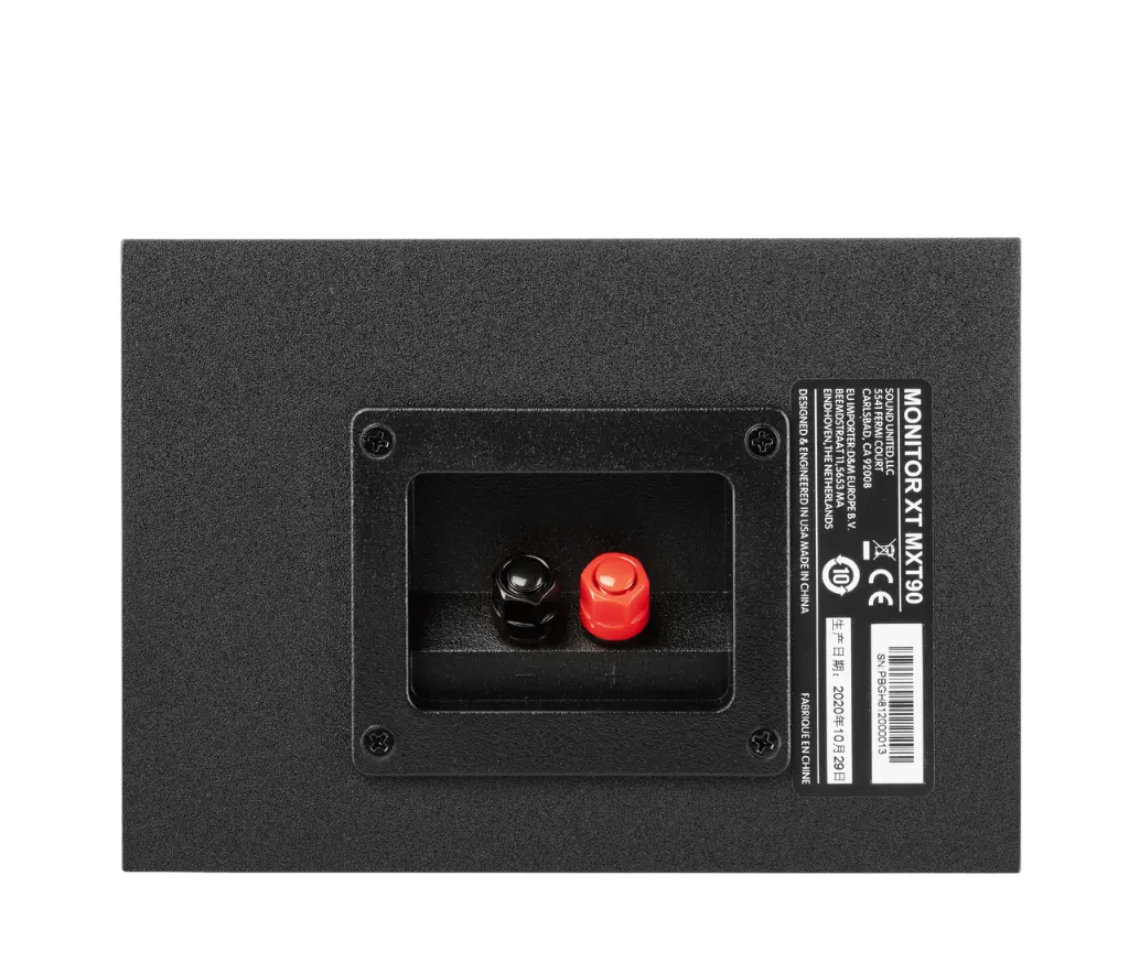 Monitor-XT90-Black_Image_powerport-close-up.webp